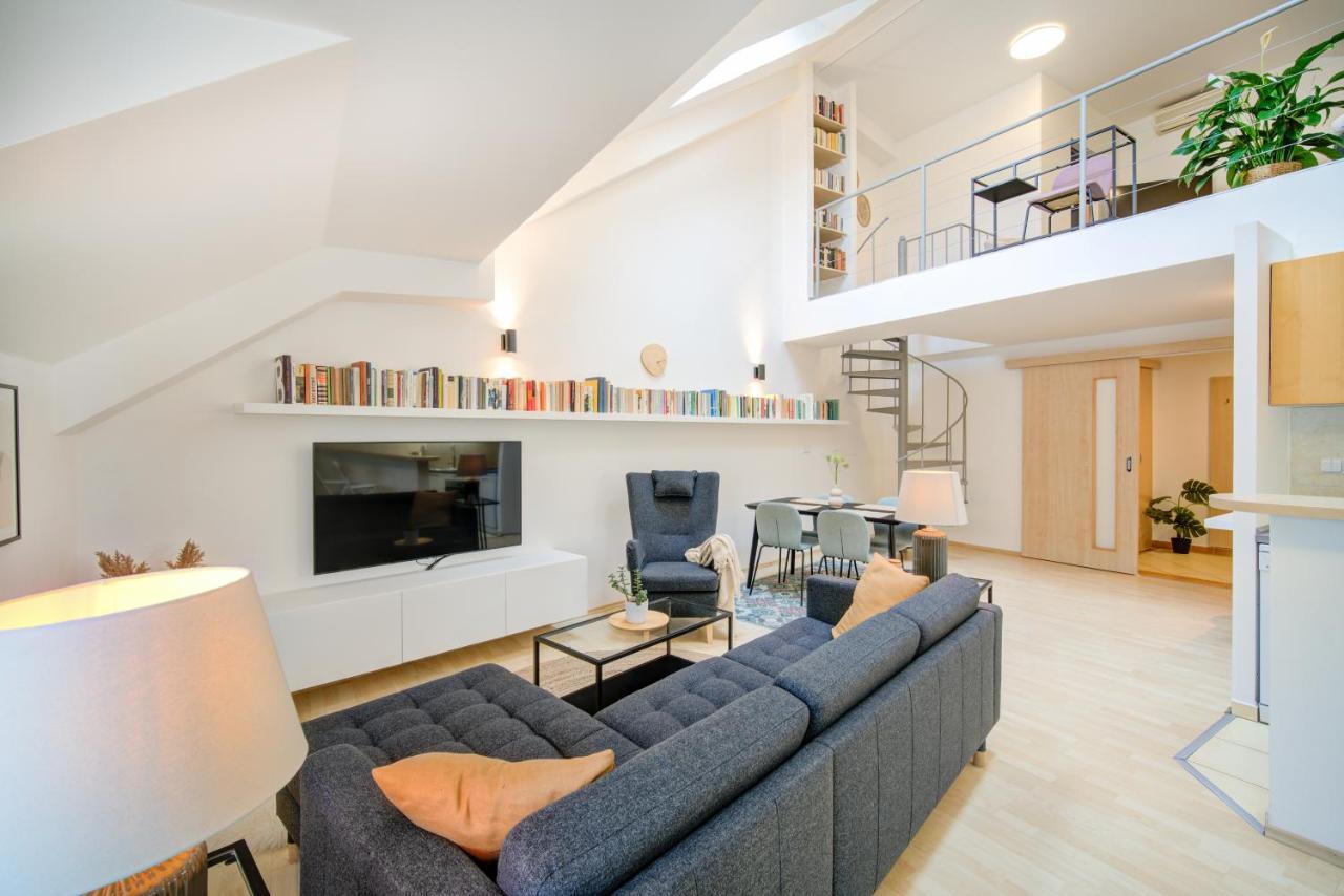 Residence Caesar By Homester Brno Ngoại thất bức ảnh