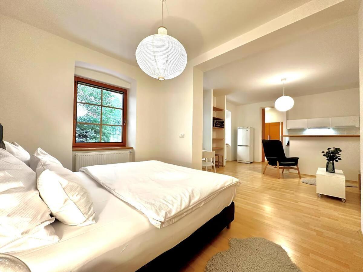 Residence Caesar By Homester Brno Phòng bức ảnh