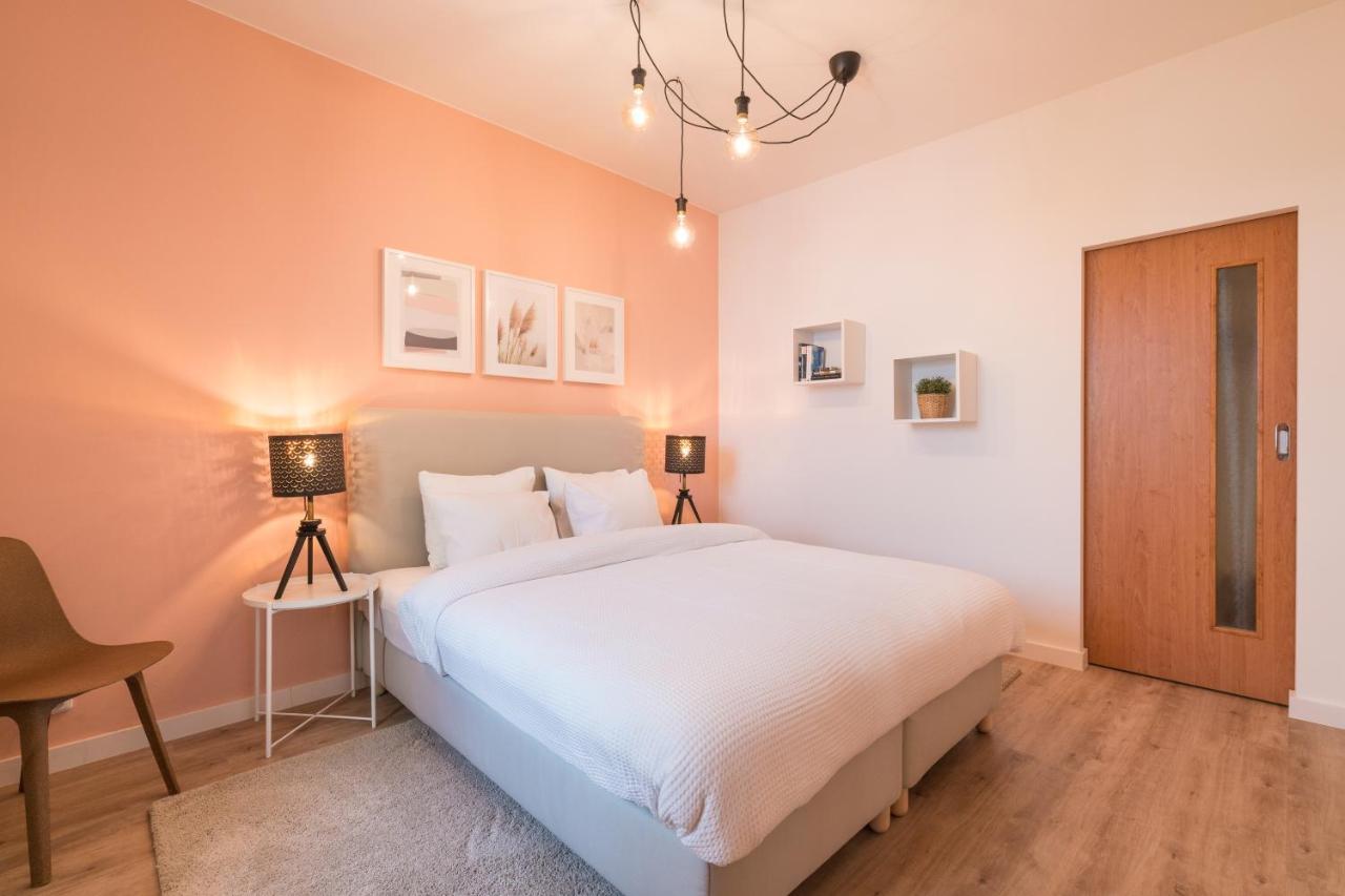 Residence Caesar By Homester Brno Ngoại thất bức ảnh